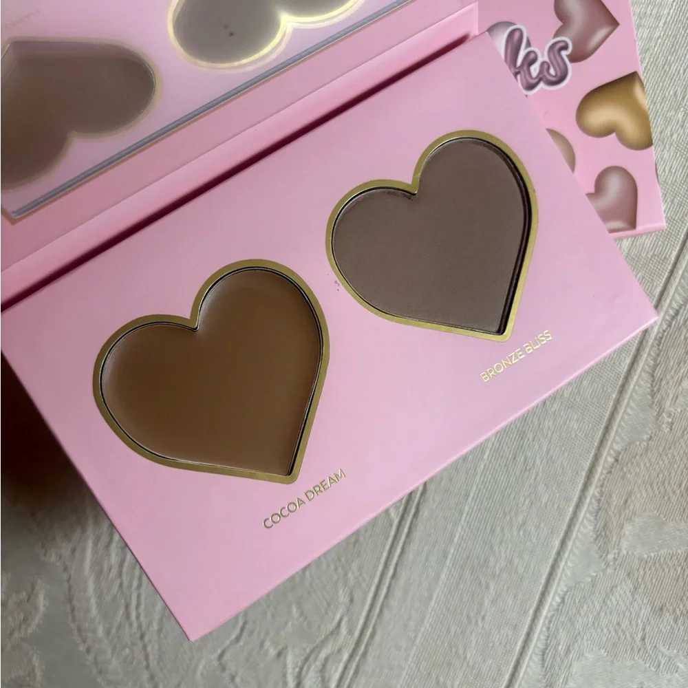 Eloise Sweet Cheeks Bronzer & Contour Palette Duo Medium to Tan BNIB